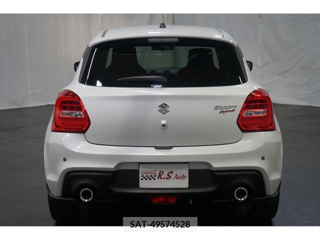 Suzuki SWIFT 2018-01 320824-21