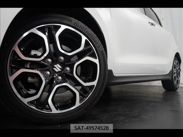 Suzuki SWIFT 2018-01 320824-3