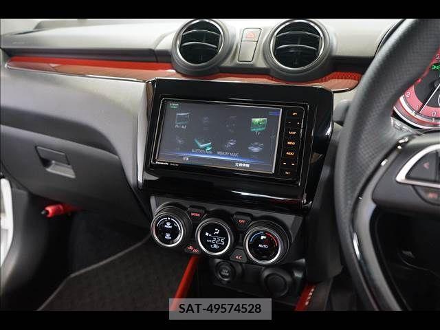 Suzuki SWIFT 2018-01 320824-10