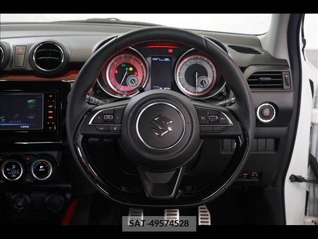 Suzuki SWIFT 2018-01 320824-9