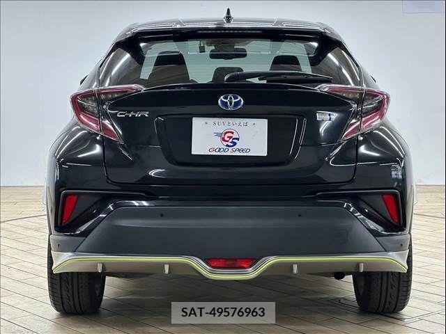 Toyota C-HR 2017-04 264063-18