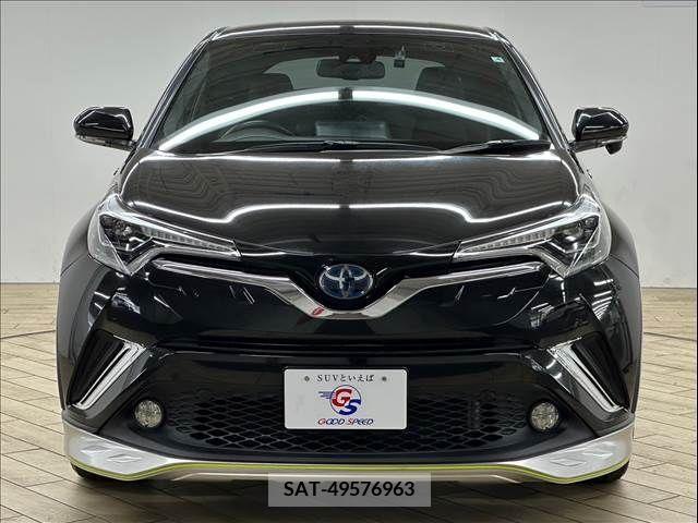 Toyota C-HR 2017-04 264063-16