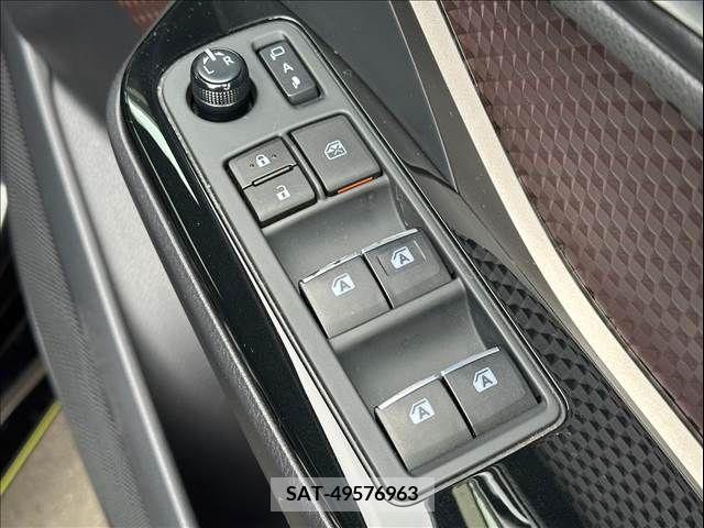 Toyota C-HR 2017-04 264063-15