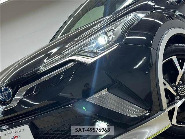 Toyota C-HR 2017-04 264063-9