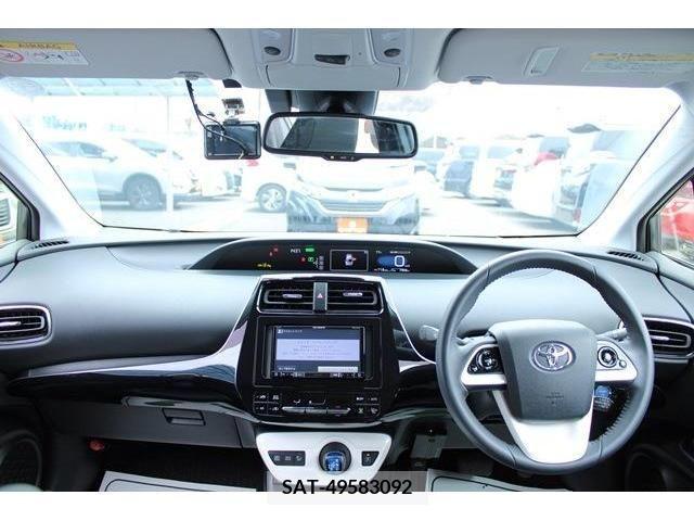 Toyota PRIUS 2016-12 211575-14