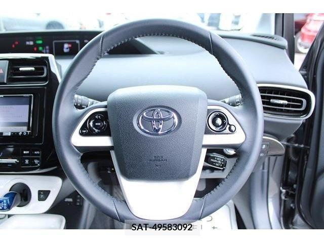 Toyota PRIUS 2016-12 211575-15