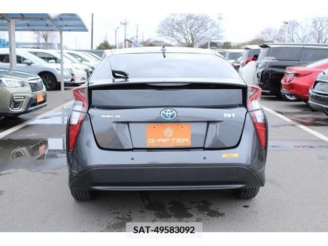 Toyota PRIUS 2016-12 211575-7