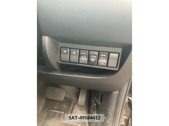 Mazda BIANTE 2011-08 389528-16
