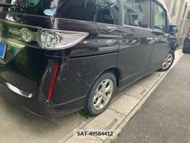 Mazda BIANTE 2011-08 389528-4