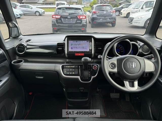 Honda N BOX CUSTOM 2015-01 278920-1