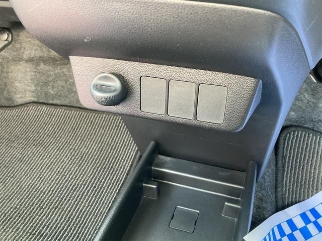 Daihatsu MIRA ES 2018-07 196103-12