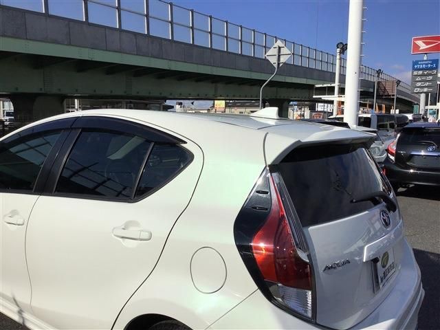 Toyota AQUA 2015-03 1029-14