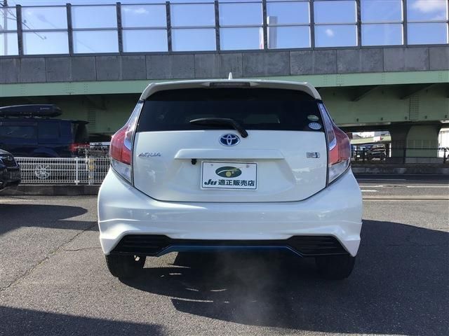 Toyota AQUA 2015-03 1029-6