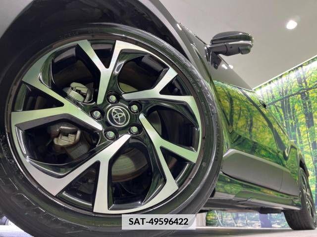 Toyota C-HR 2018-01 382351-15