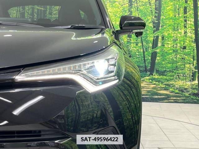 Toyota C-HR 2018-01 382351-14