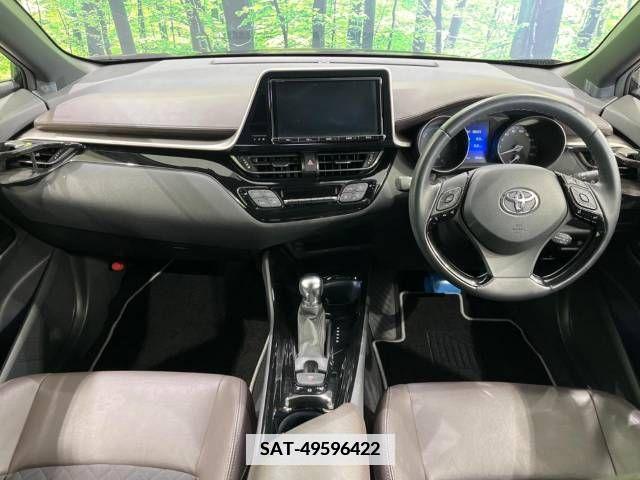 Toyota C-HR 2018-01 382351-1