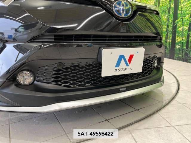 Toyota C-HR 2018-01 382351-13