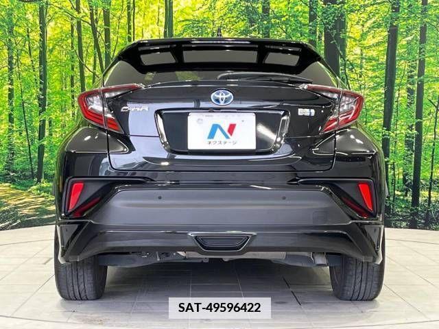 Toyota C-HR 2018-01 382351-17
