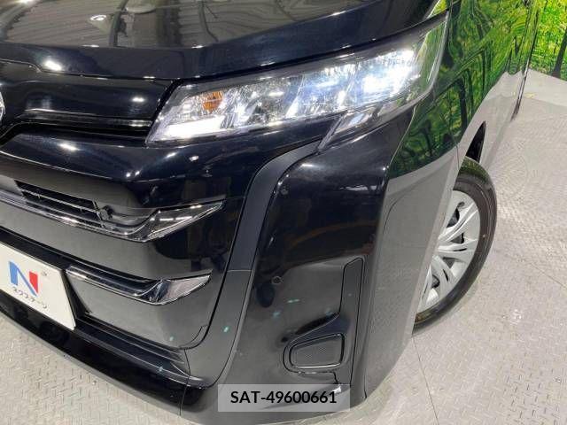 Toyota NOAH 2023-04 227190-12