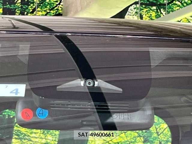 Toyota NOAH 2023-04 227190-5
