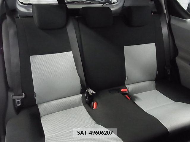 Toyota AQUA 2012-12 221777-12