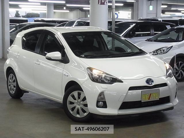 Toyota AQUA 2012-12 221777-3