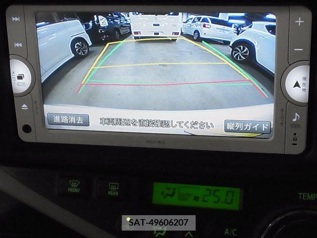 Toyota AQUA 2012-12 221777-17