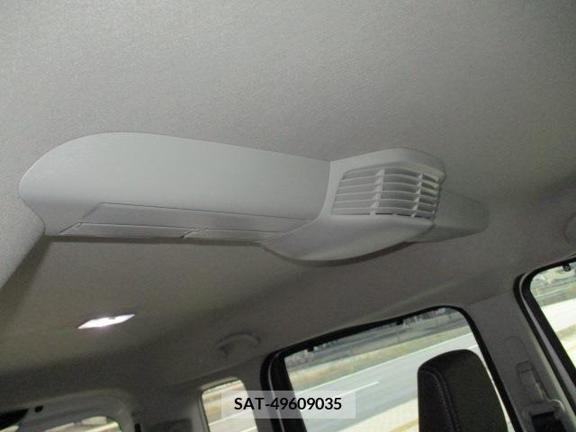Suzuki SPACIA 2022-09 312518-15