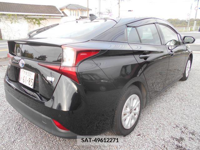 Toyota PRIUS 2019-11 228248-4