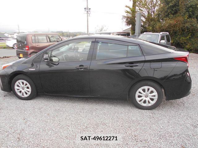 Toyota PRIUS 2019-11 228248-6
