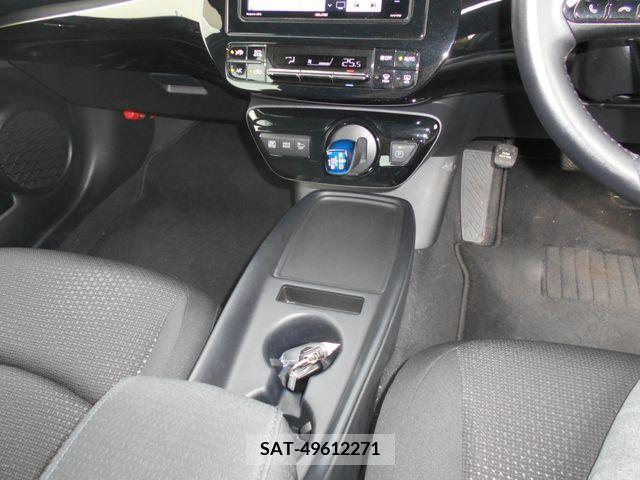 Toyota PRIUS 2019-11 228248-10