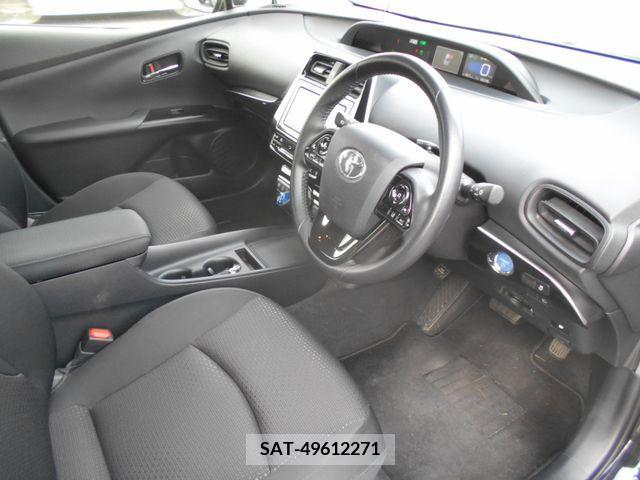 Toyota PRIUS 2019-11 228248-1