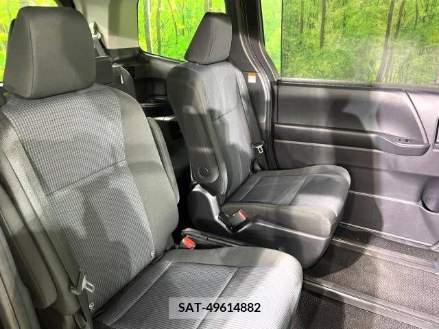 Toyota NOAH 2023-04 234037-9