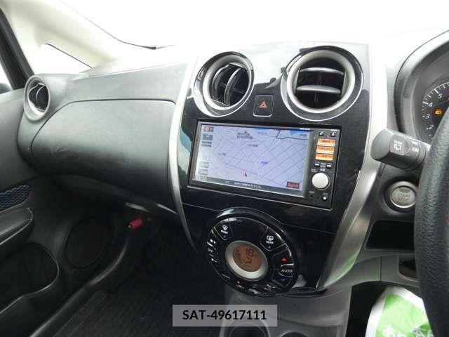 Nissan NOTE 2013-05 327075-11