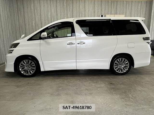 Toyota VELLFIRE 2014-07 227686-7