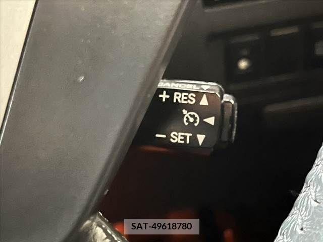 Toyota VELLFIRE 2014-07 227686-14