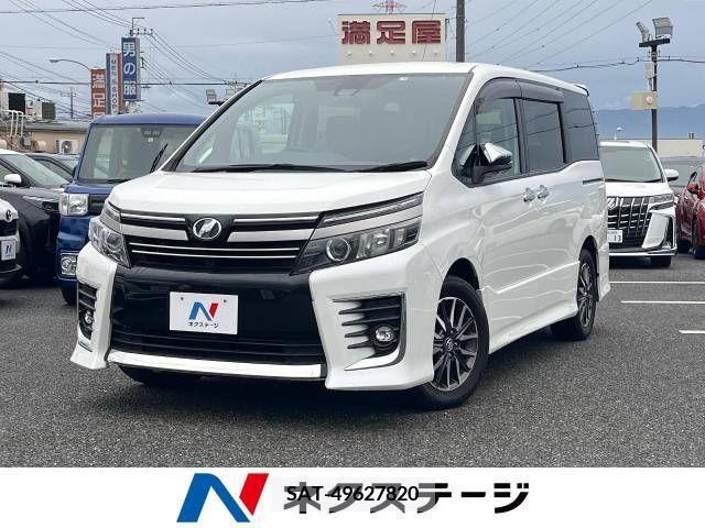 Toyota VOXY 2017-05 204136-0