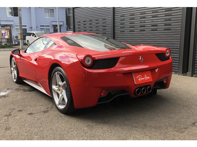 Ferrari 458 Italia 2011-01 2686-2