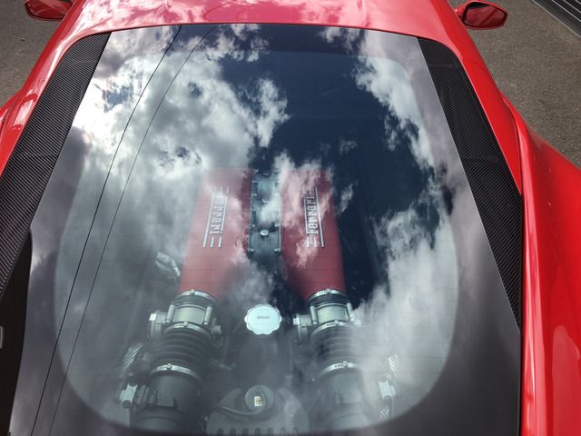 Ferrari 458 Italia 2011-01 2686-13