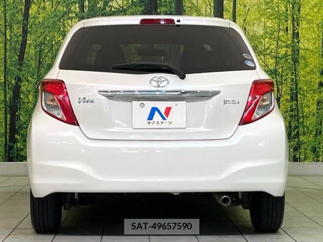 Toyota VITZ 2011-10 327335-13