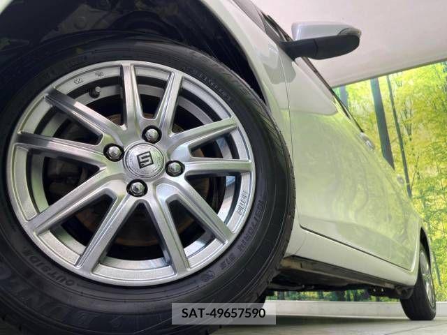 Toyota VITZ 2011-10 327335-11