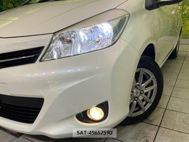 Toyota VITZ 2011-10 327335-10