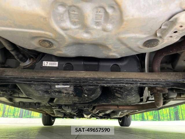 Toyota VITZ 2011-10 327335-19