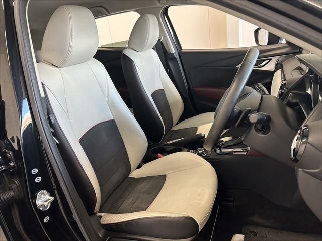 Mazda CX-3 2015-03 15147-19