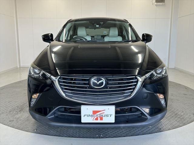 Mazda CX-3 2015-03 15147-1