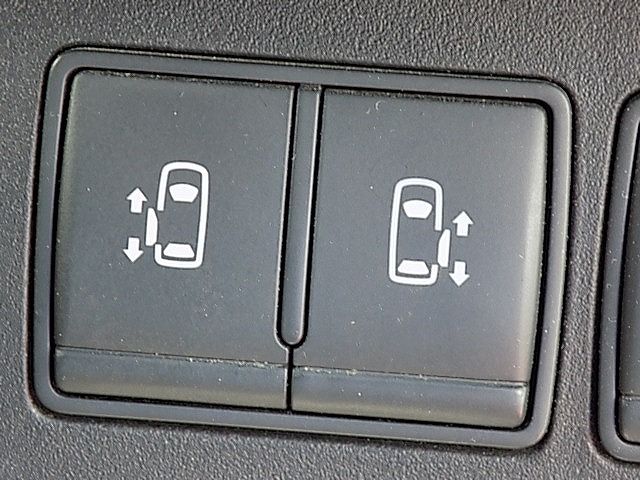 Nissan SERENA 2013-03 14048-10