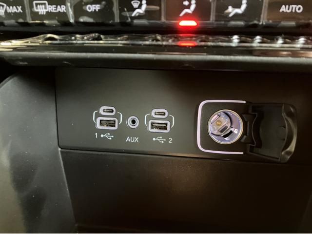 Jeep GRAND CHEROKEE 2023-02 21930-9