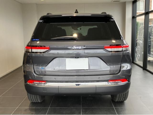 Jeep GRAND CHEROKEE 2023-02 21930-26