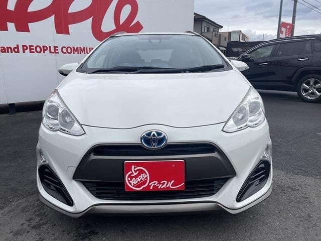 Toyota AQUA 2017-01 188397-1