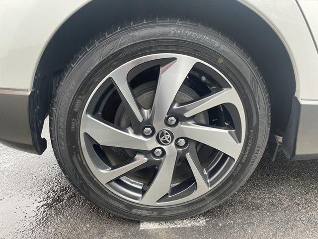 Toyota AQUA 2017-01 188397-13